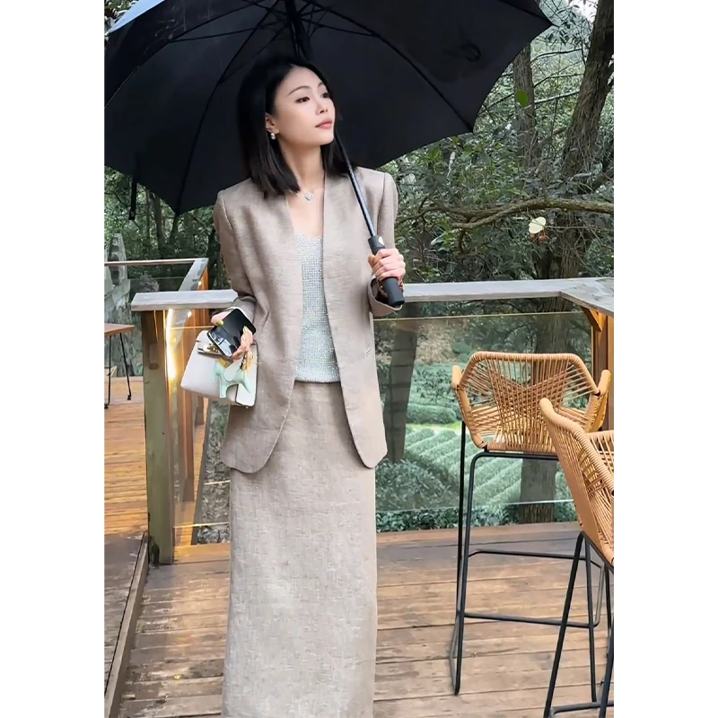 2025早秋新款女法式气质宽松长袖西装外套百搭高腰显瘦开叉半身裙