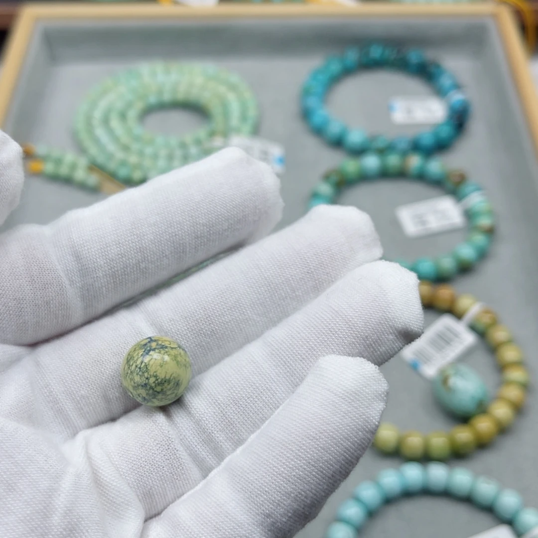 绿松石未镶嵌挂件