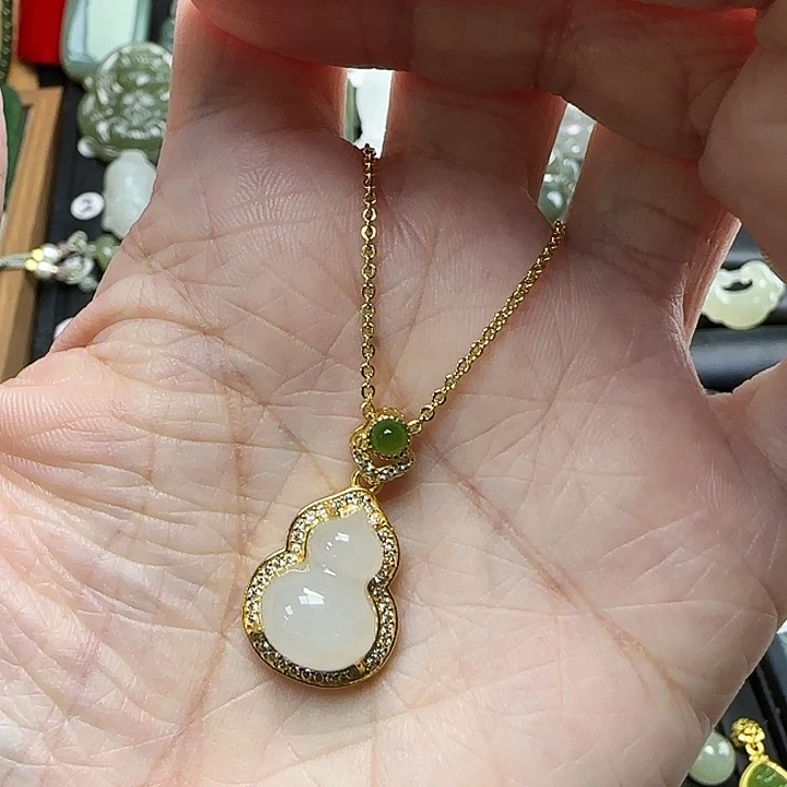 颈饰银S925镶嵌和田玉