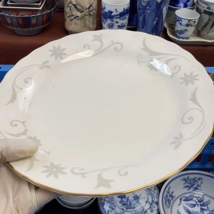 陶他家瓷器真美…开播了