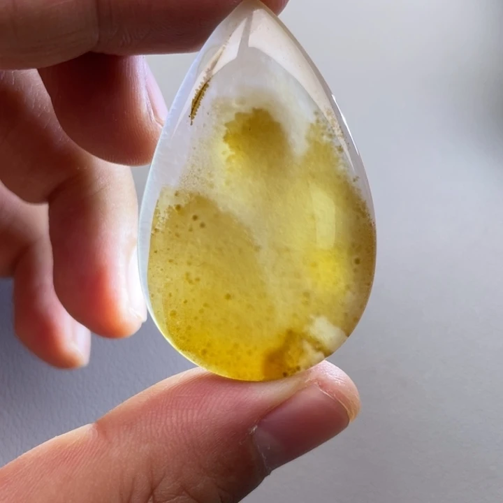 玛瑙/玉髓颈饰未镶嵌力**澜