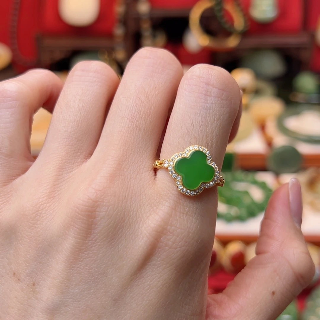 和田玉戒指银S925镶嵌西***狼