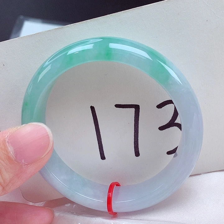 翡翠未镶嵌手镯翡翠