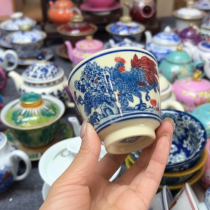 在干嘛，这两人太