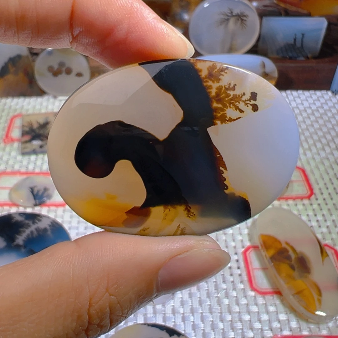 玛瑙/玉髓颈饰未镶嵌