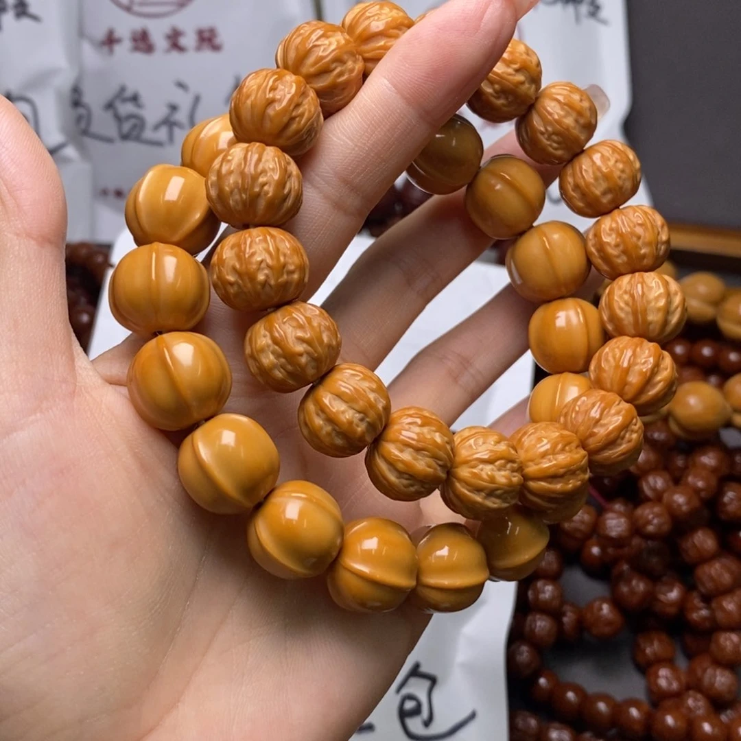 猴头核桃手串京八棱鲨鱼