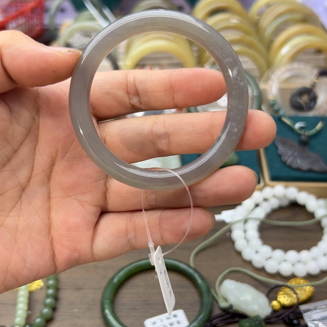 和田玉手镯未镶嵌51.4圈围314