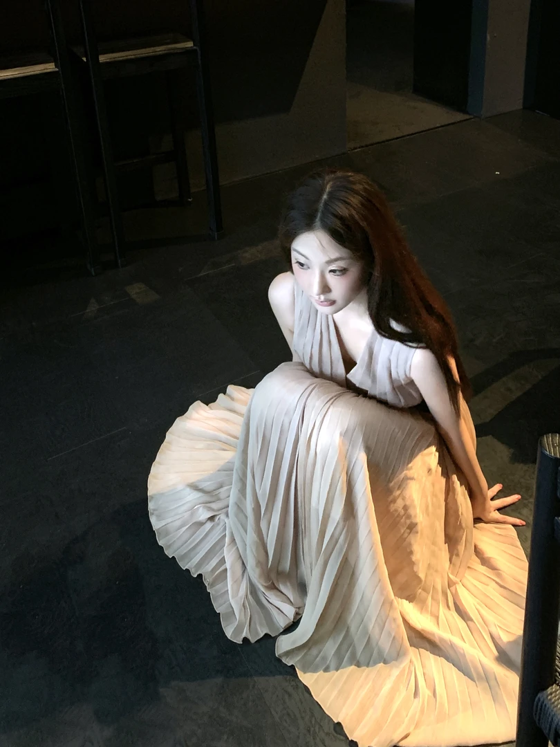Barb Chill【油画少女】 设计感蝴蝶结印花V领连衣裙夏日少女裙子