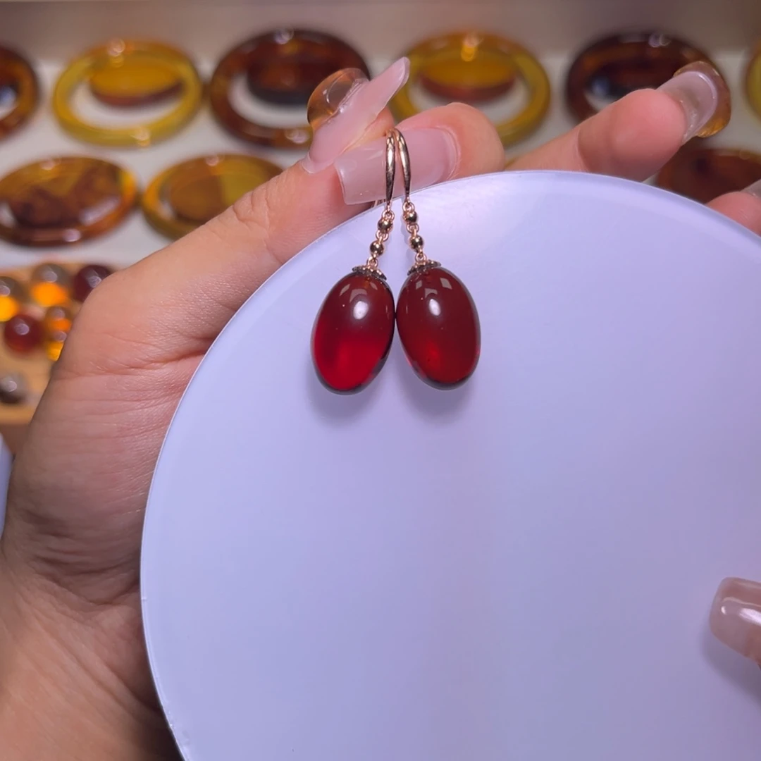 手串琥珀18K金镶嵌血珀干放耳坠