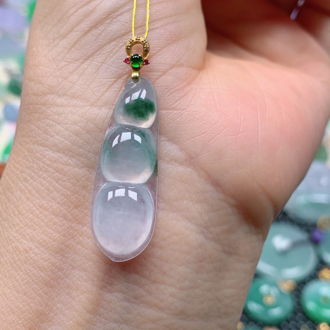 缅甸天然A货翡翠，冰飘花福豆 编号162/520尺寸32.2-11.2-5.1