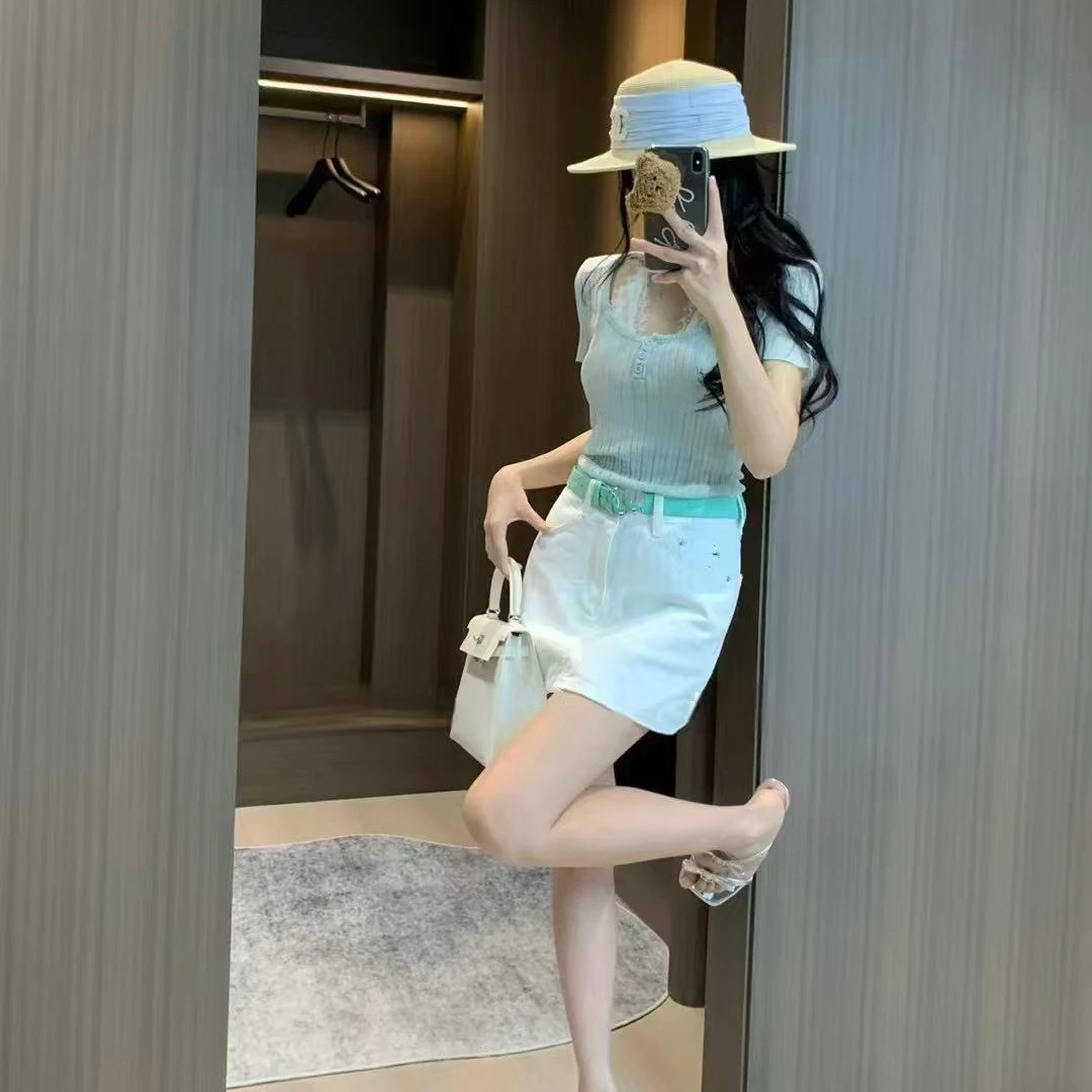 赫本风牛仔半身裙2025夏季新款简洁百搭白色a字短裙