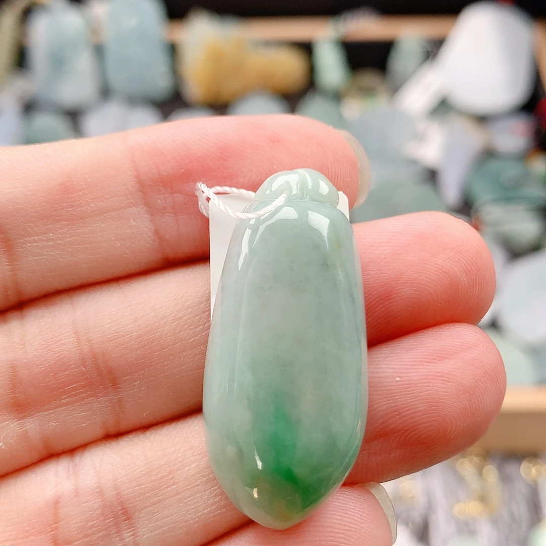 翡翠未镶嵌吊坠(不含链)13福瓜