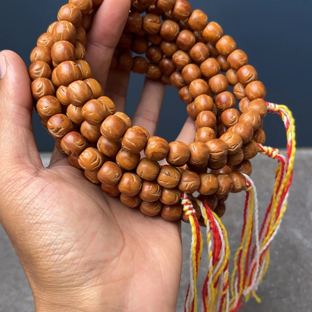 桃核手串///////////1