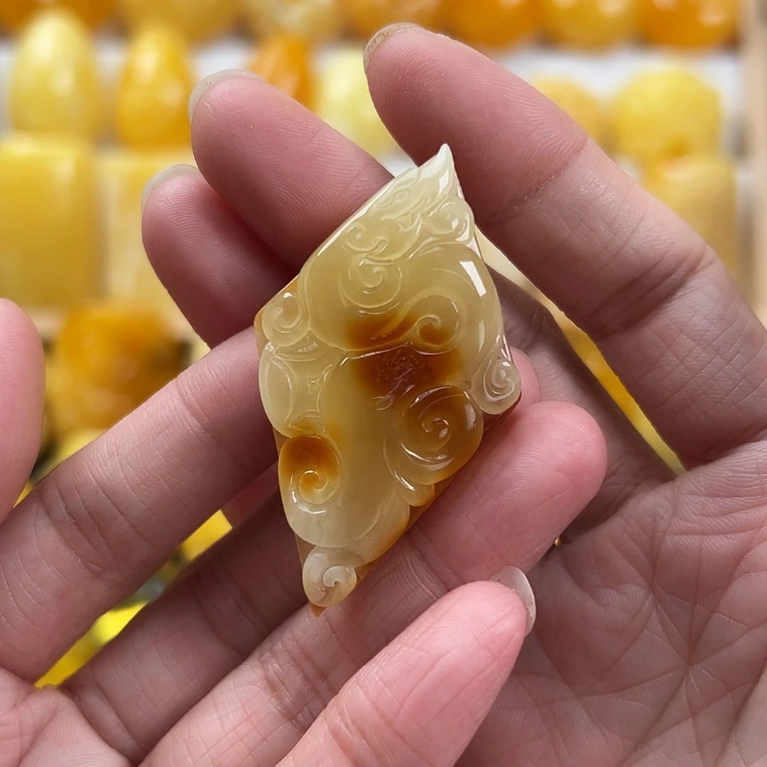 蜜蜡颈饰未镶嵌✨****?蜜蜡