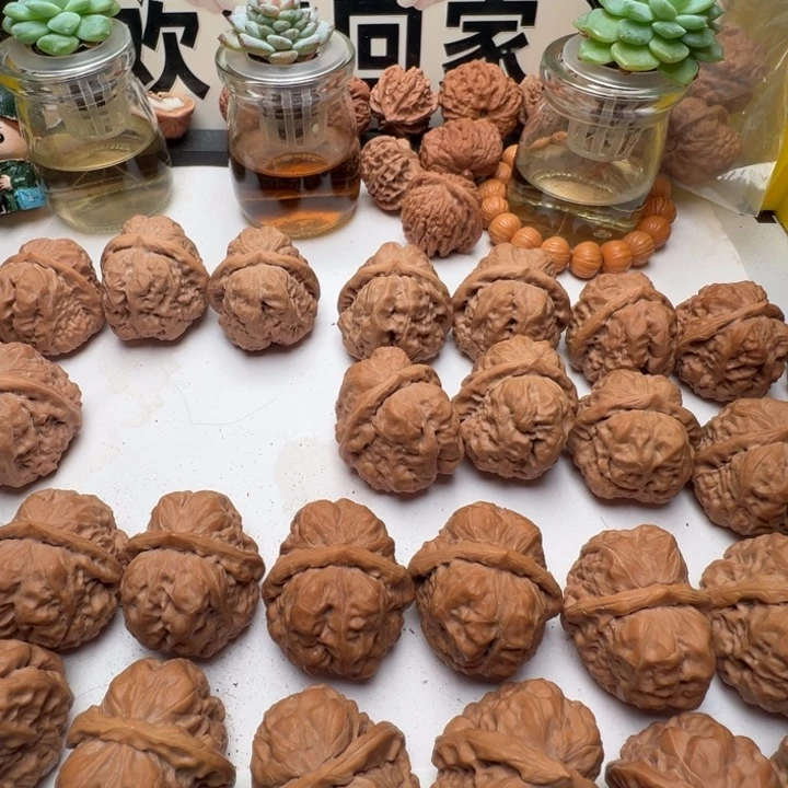 M***n吊坠文玩核桃精品蛤蟆