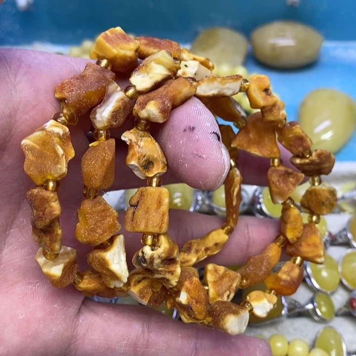 蜜蜡裸石未镶嵌多样性发货其一