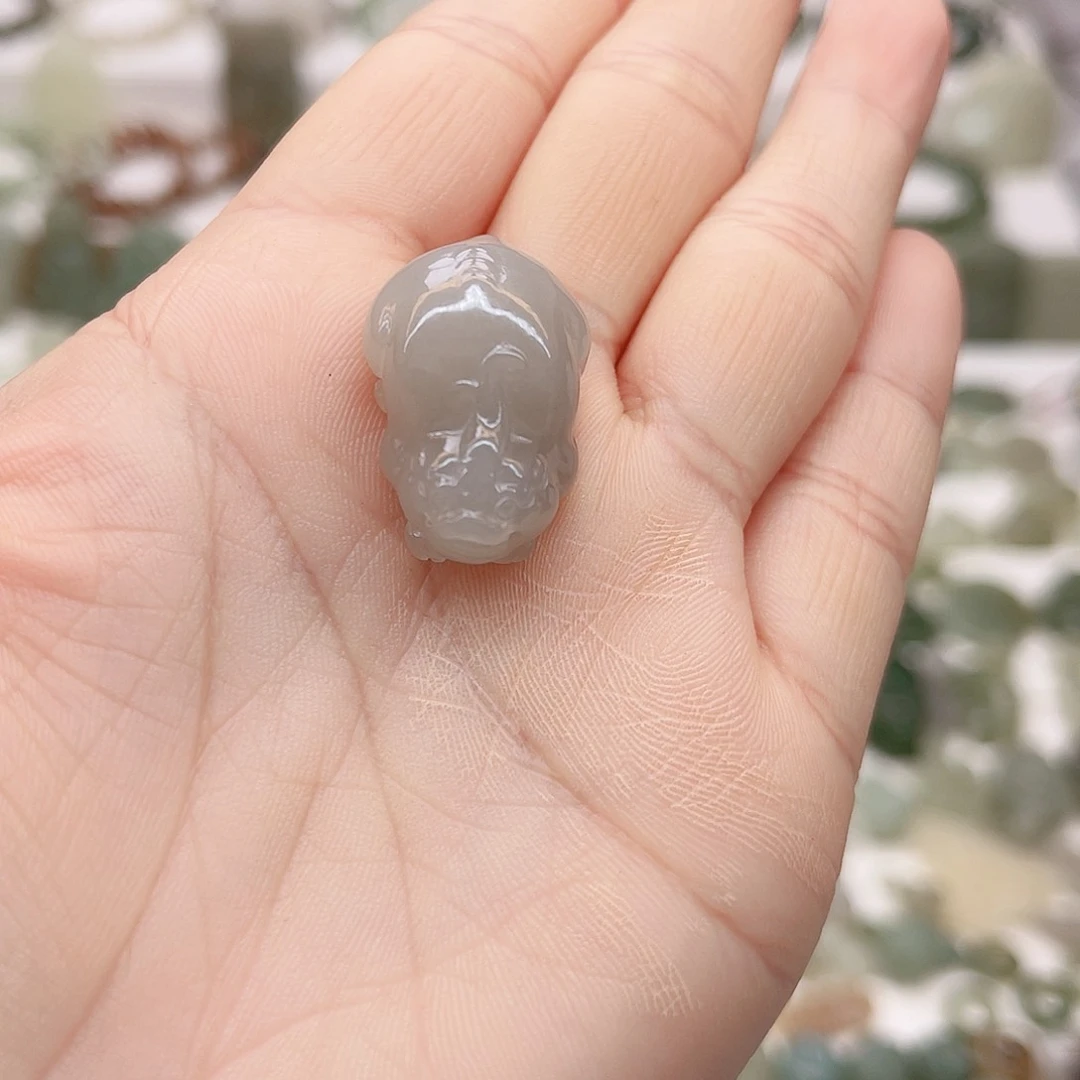 和田玉吊坠未镶嵌胡*姐