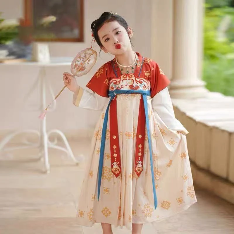 扣号链接中国风民族女汉服飘逸女孩古风古装春秋