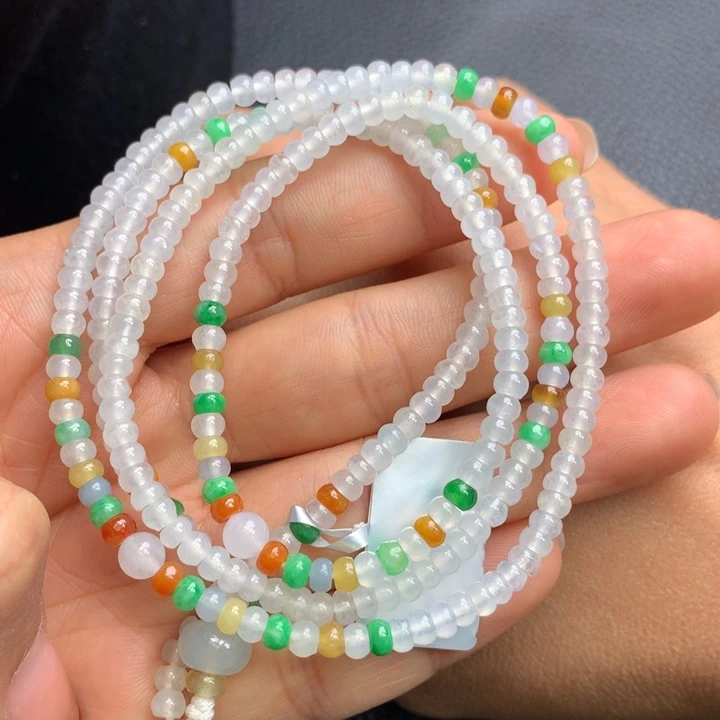 翡翠颈饰未镶嵌清**香