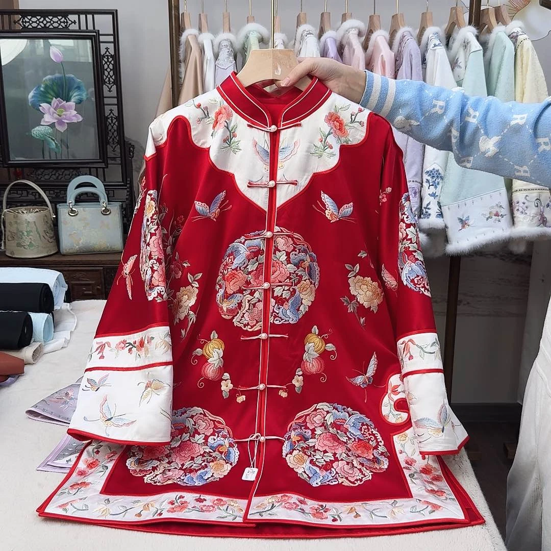 3苏绣重工太太服苏绣