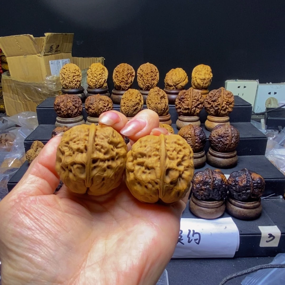 吊坠文玩核桃观音佛手39尺寸云铁