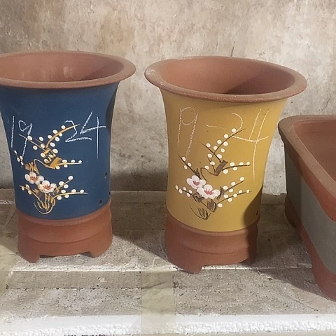 中国宜兴紫砂花盆,
