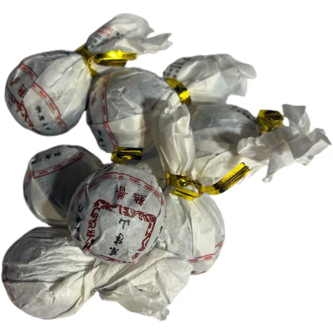 2019年东半山普洱熟茶龙珠7克*30颗6月25日-【10号品】