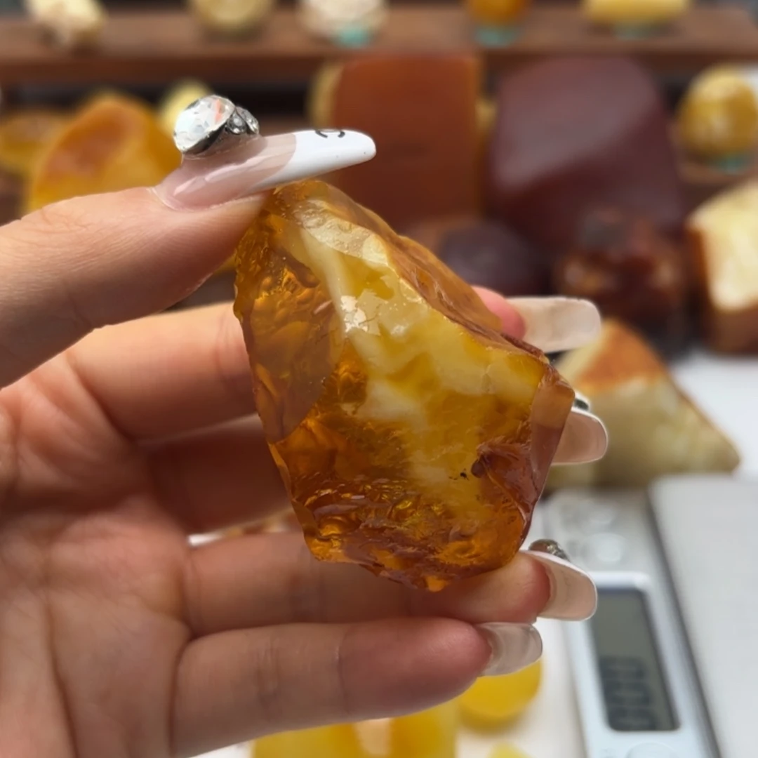 沙***莎定制琥珀未镶嵌不退不换