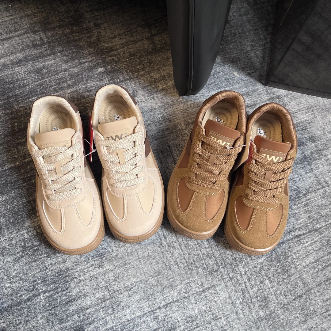 2025年厚底拼色运动休闲鞋春季韩版休闲板鞋百搭女鞋低帮德训鞋