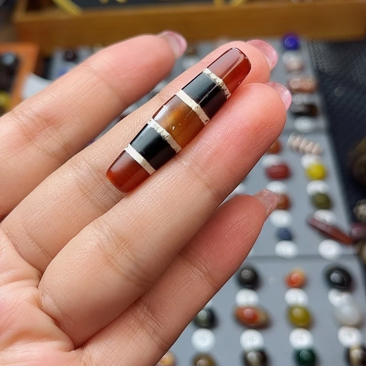 玛瑙/玉髓未镶嵌珠宝半成品