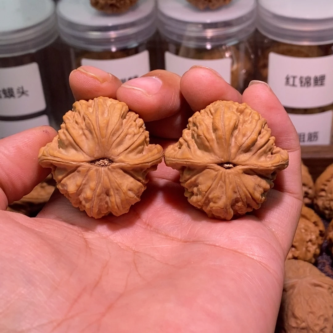 9***～文玩核桃把件石子磨38