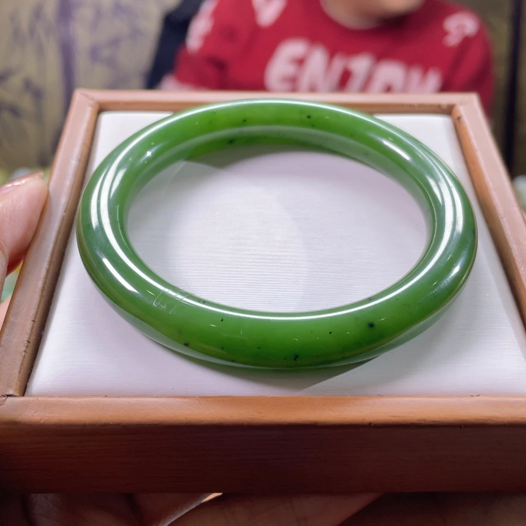 和田玉未镶嵌手镯59圈