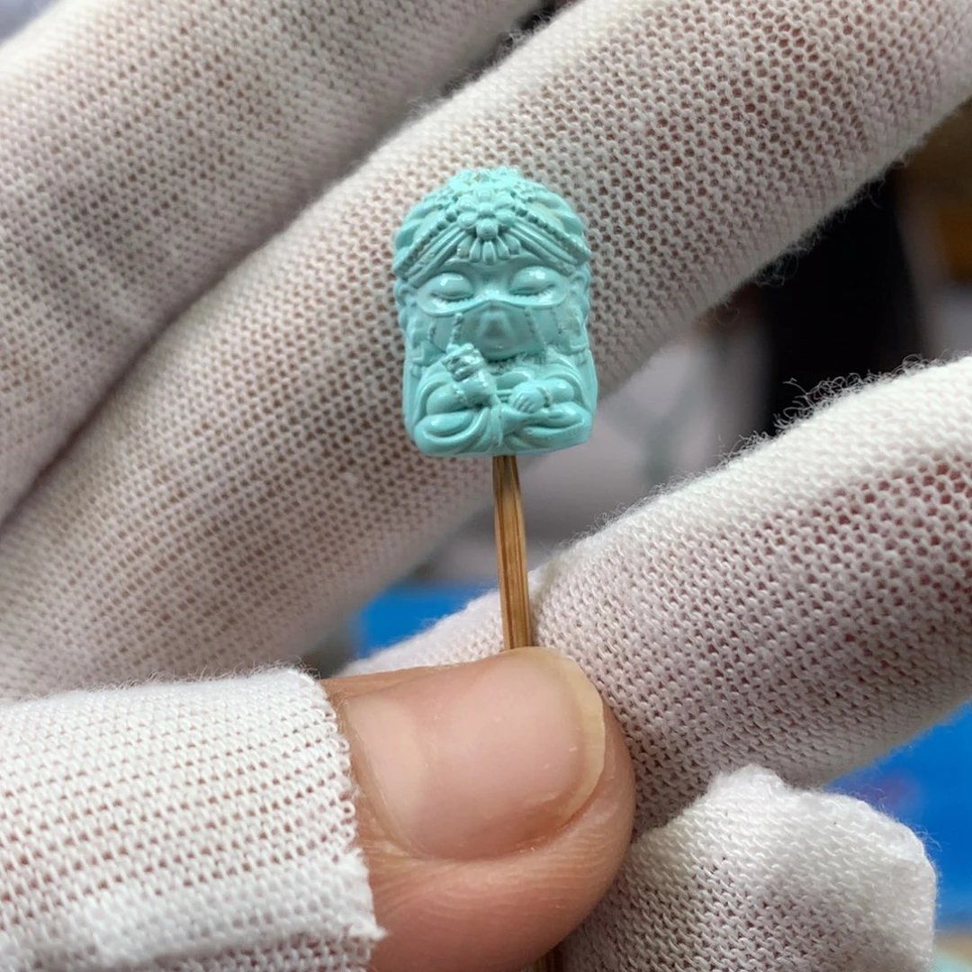 绿松石未镶嵌挂件