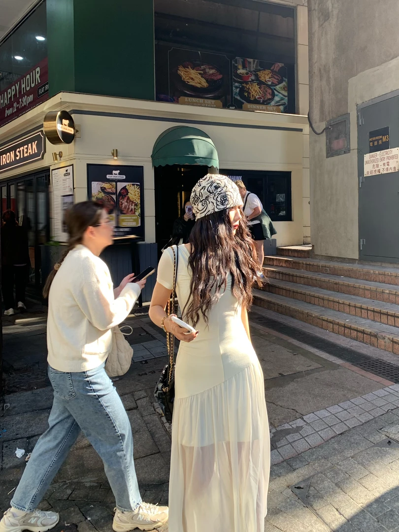 70不是七十【梅森茉莉】早春韩版短袖V领连衣长裙