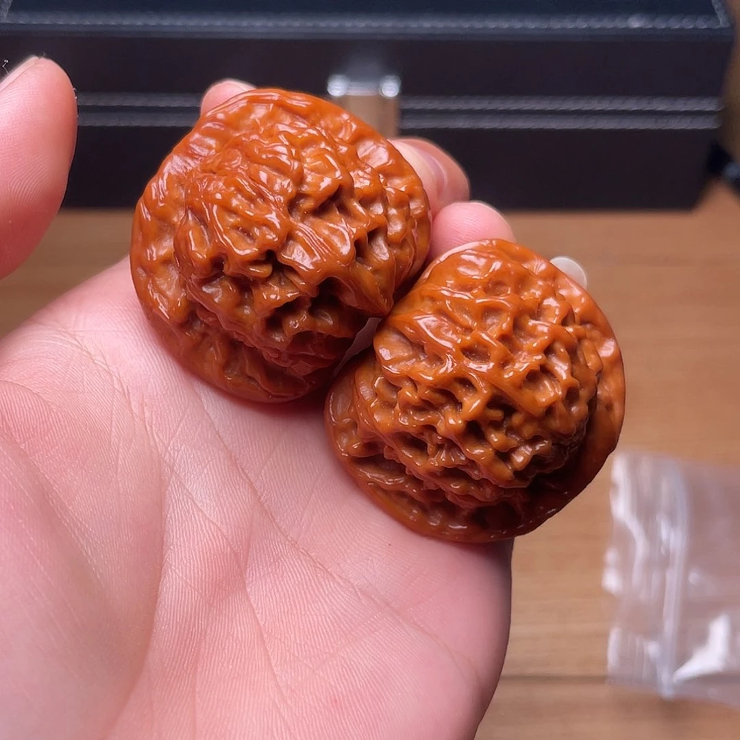 文玩核桃吊坠天地