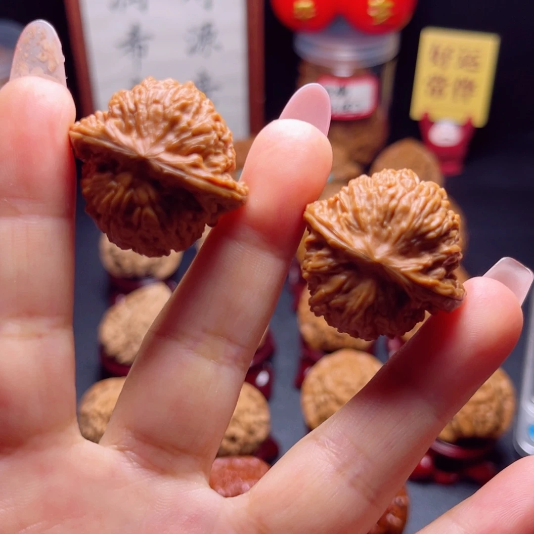 文玩核桃吊坠龙珠手捻