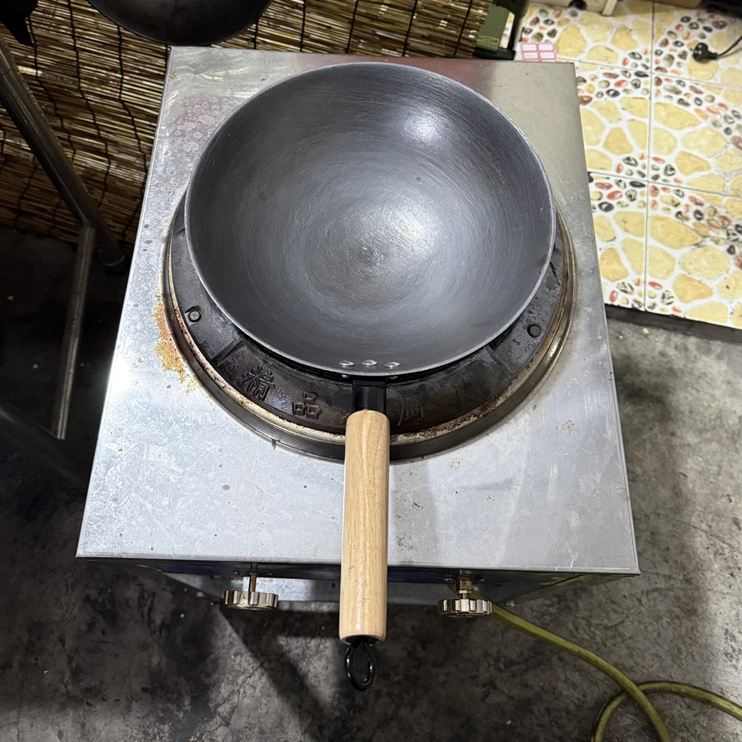 原生态古法家用炒菜铁锅无涂层不粘锅圆底老式生铁锅（免开锅）