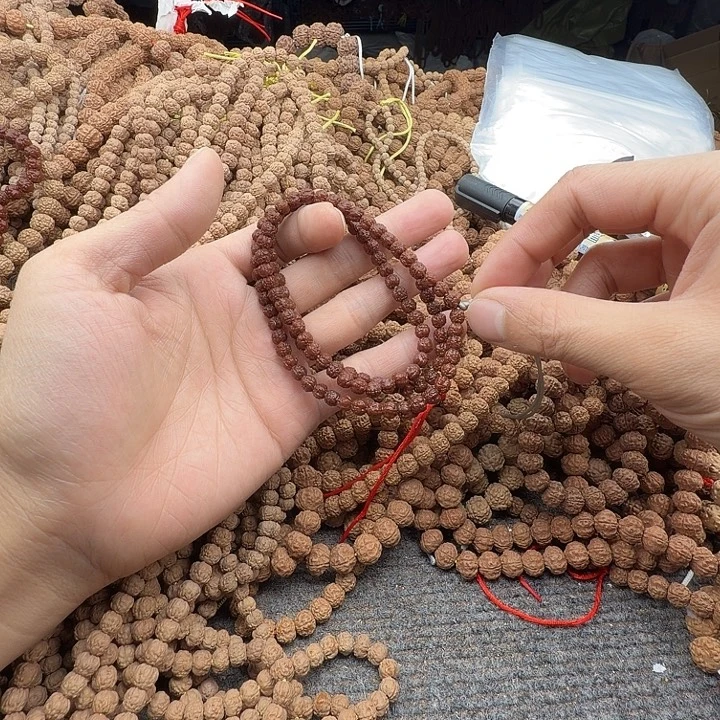 胡***子金刚菩提吊坠谢谢