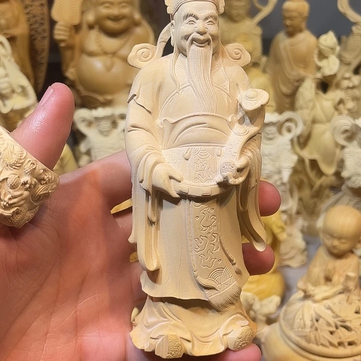 黄杨木瑕疵财神摆件