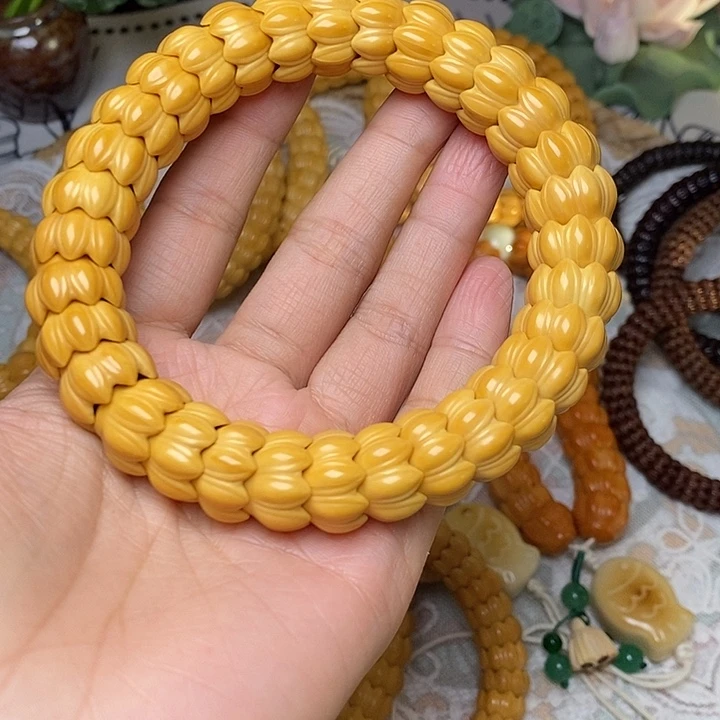 吊坠猴头核桃莲花15加