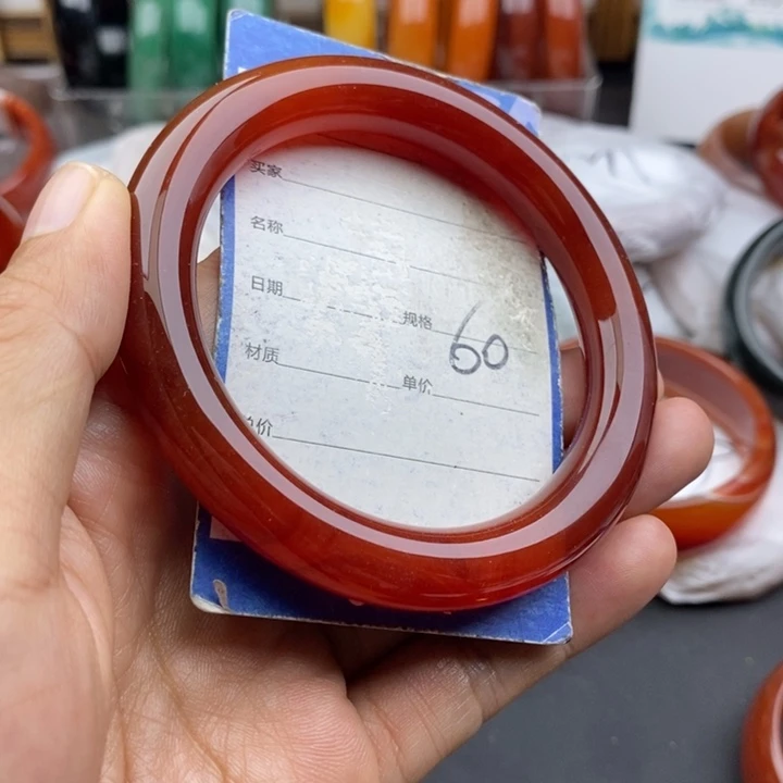 石英质玉未镶嵌手镯