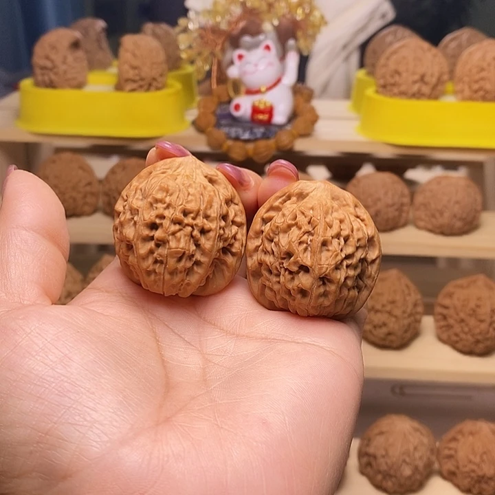 37尺寸的莲花核桃