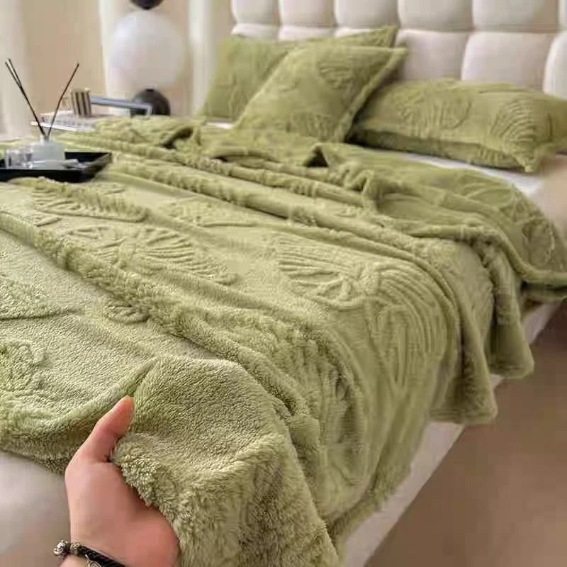 【冬季新款】抹茶绿蝴蝶3D雕花双面200x230加厚毛毯速热盖被多功能