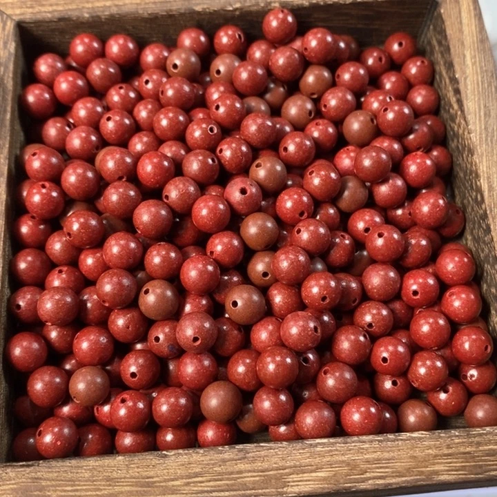 泥塑花蕊夫人0.8瑕疵珠香包约90克