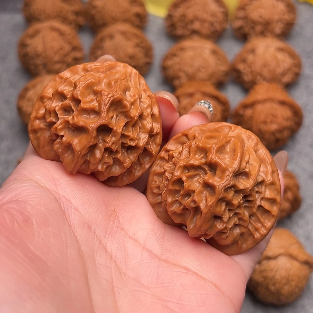 把件文玩核桃精品磨砂蜡油皮龙鳞狮子头44+全品毕业款