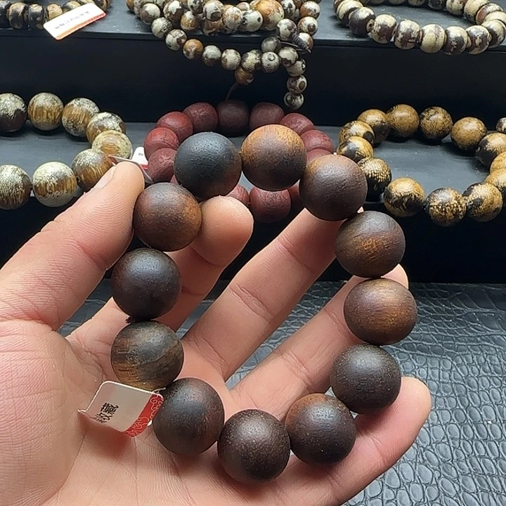 沉香枕沉香黄油格