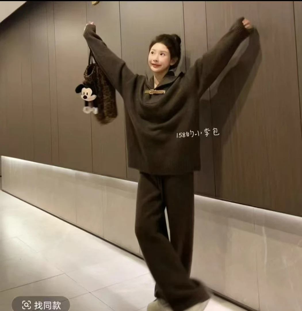 2025年秋冬季新款时尚简约皮带领口设计上衣裤子两件套