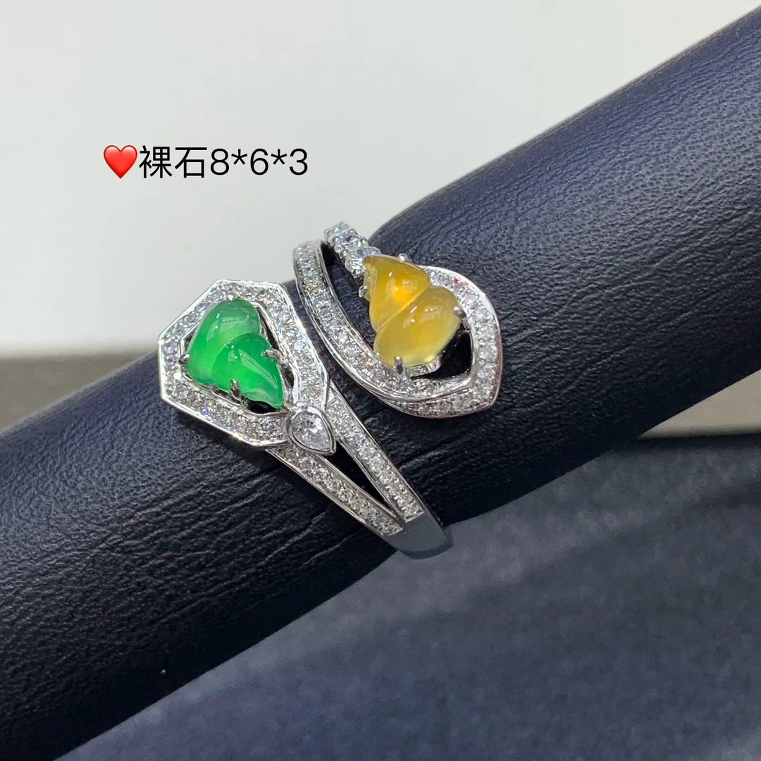 新品推荐·18K金高冰双色葫芦翡翠玉石缅A戒指设计款