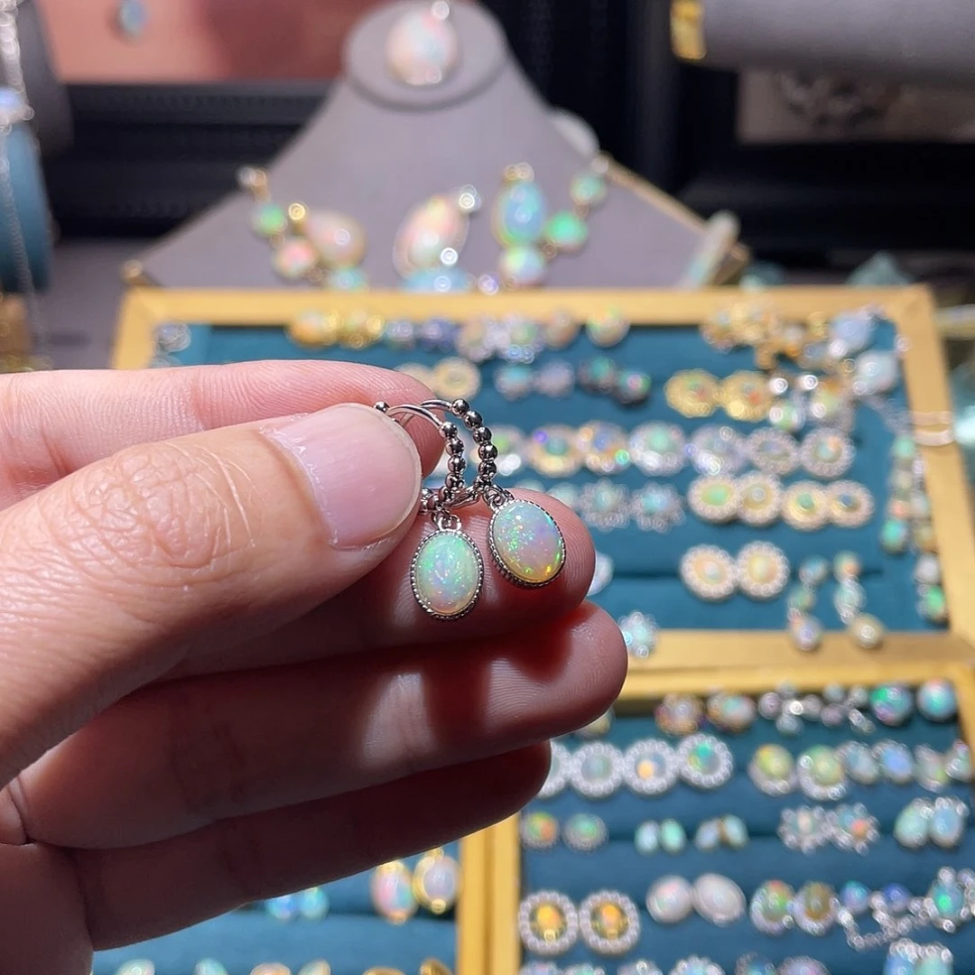 银S925镶嵌欧泊耳钉）海**宝