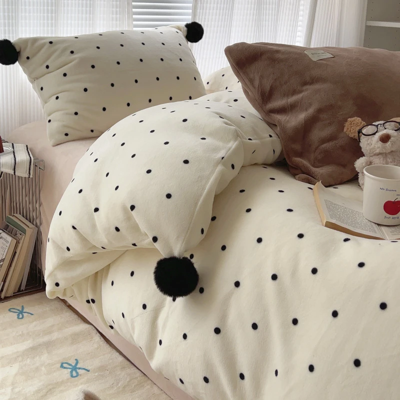 ins奶油米波点冬季加厚牛奶绒毛球球四件套防静电珊瑚绒毛绒被套4